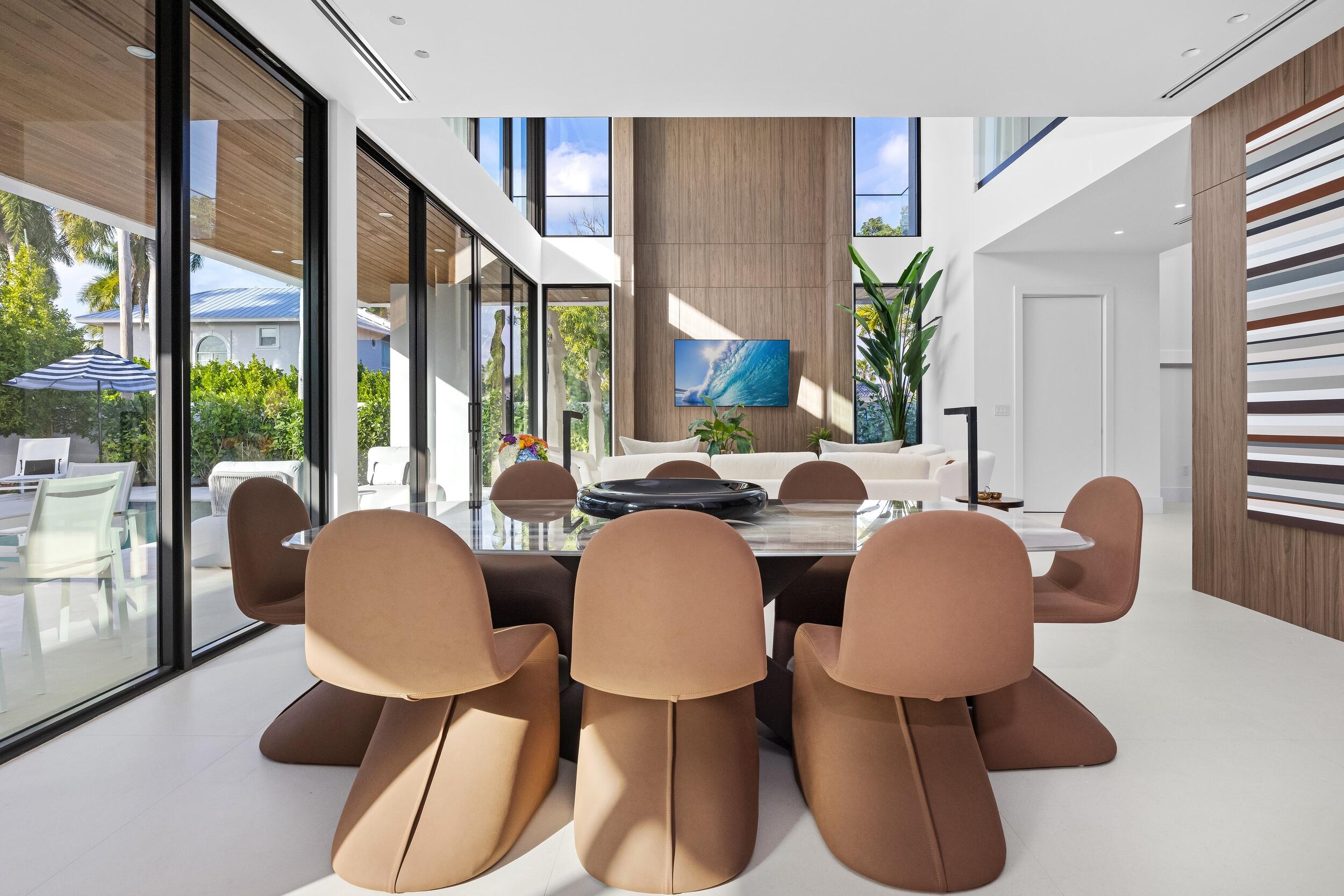 1099 Northeast 4th Avenue Boca Raton, FL 33432 - Photo 17 of 60 Dining Room / Great Room