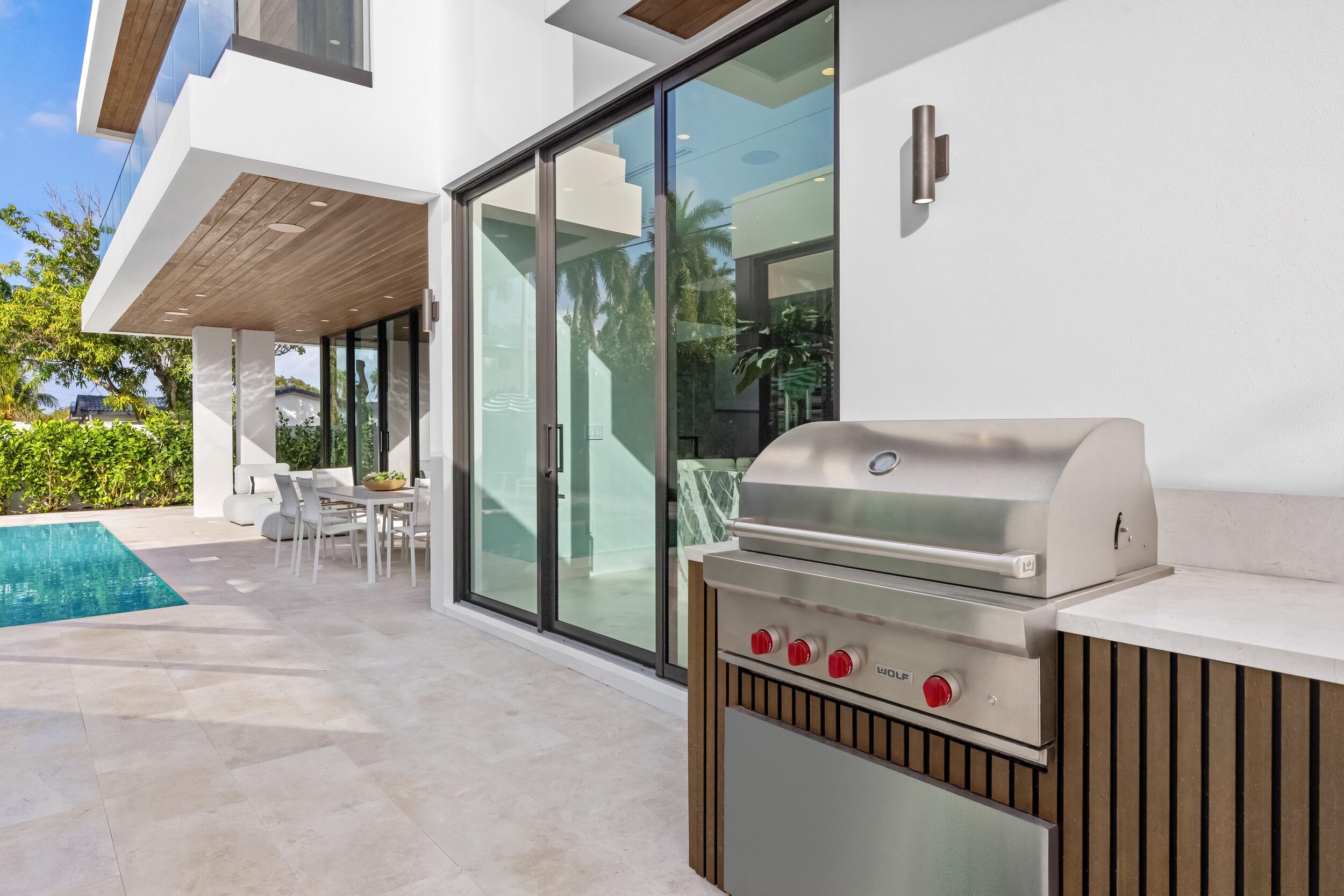 1099 Northeast 4th Avenue Boca Raton, FL 33432 - Photo 55 of 60 Summer Kitchen