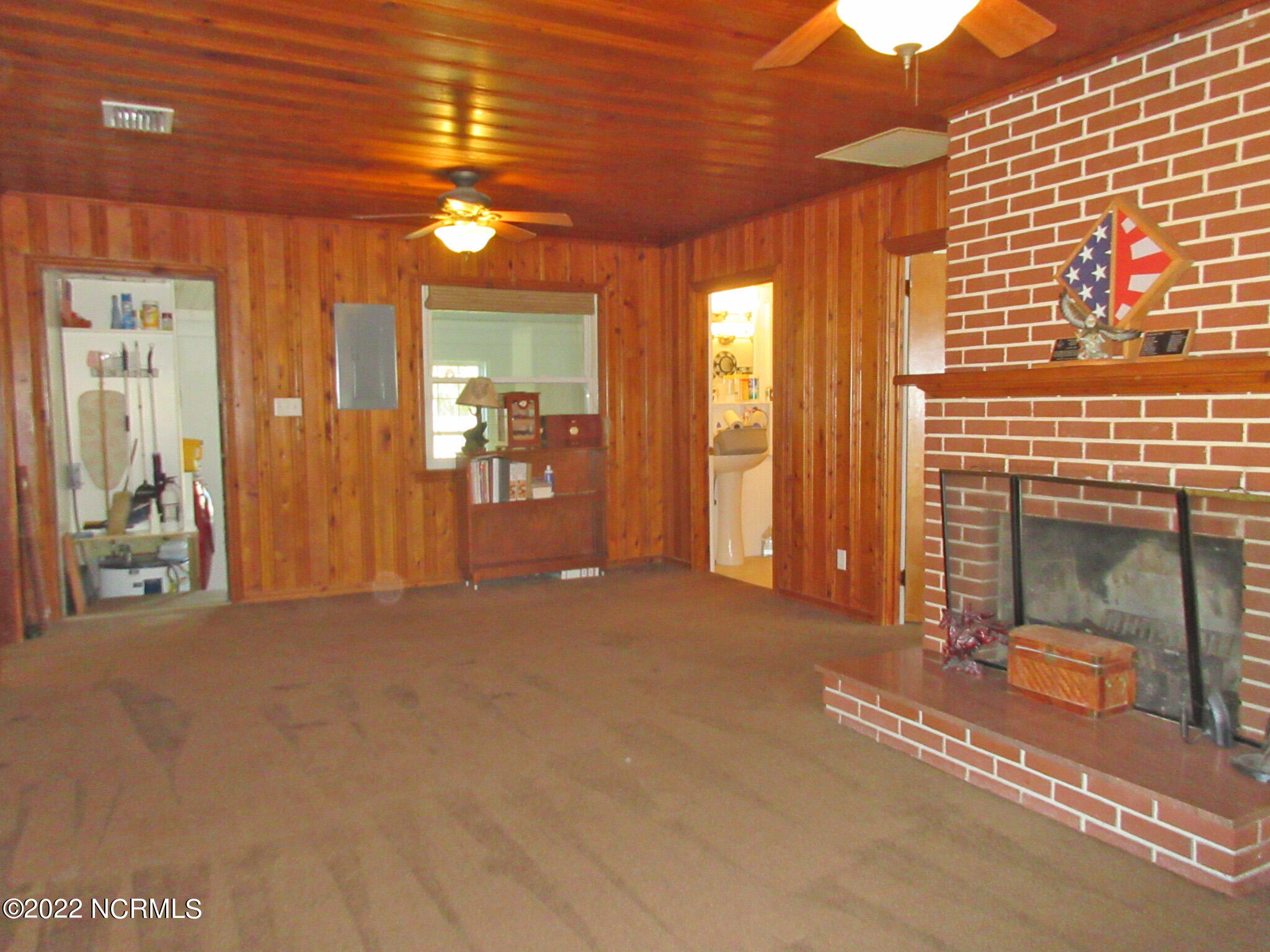 589 Hubert Boulevard Hubert, NC 28539 - Photo 17 of 49 IMG_1578