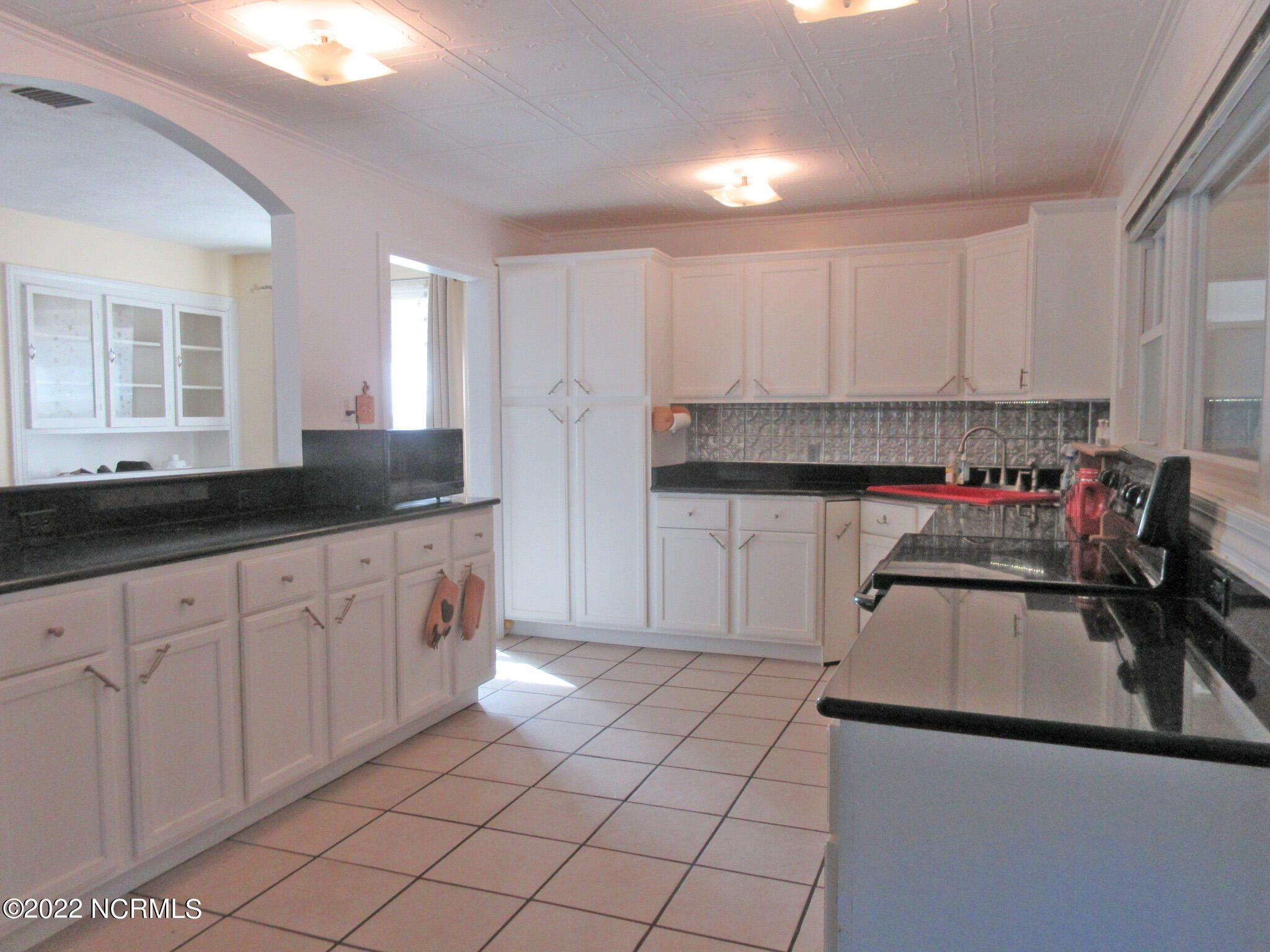 589 Hubert Boulevard Hubert, NC 28539 - Photo 8 of 49 IMG_1593