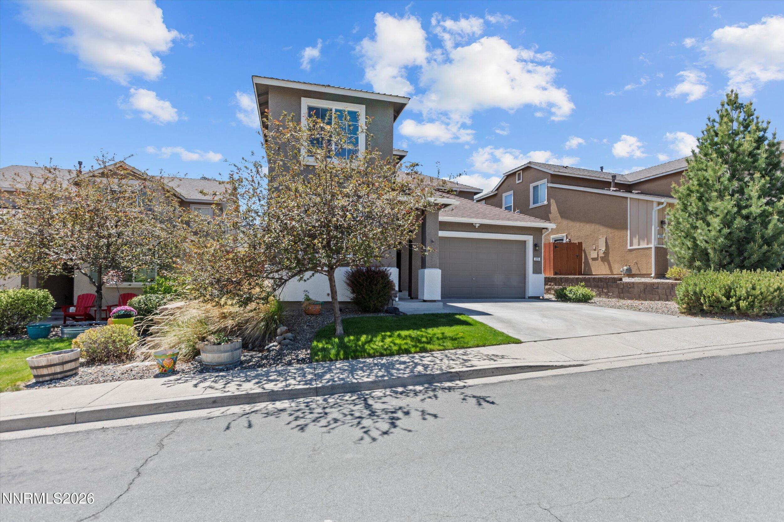 225 Anselmo Drive Reno, NV 89523 - Photo 3 of 36 04-0Y7A9704