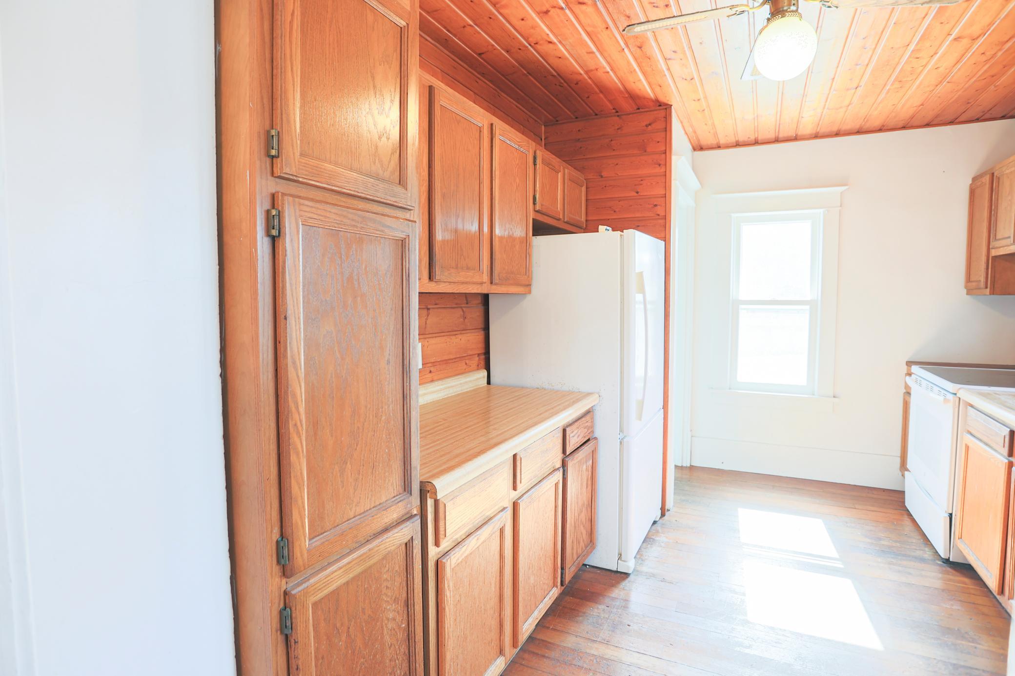 522 East Walnut Street River Falls, WI 54022 - Photo 13 of 40