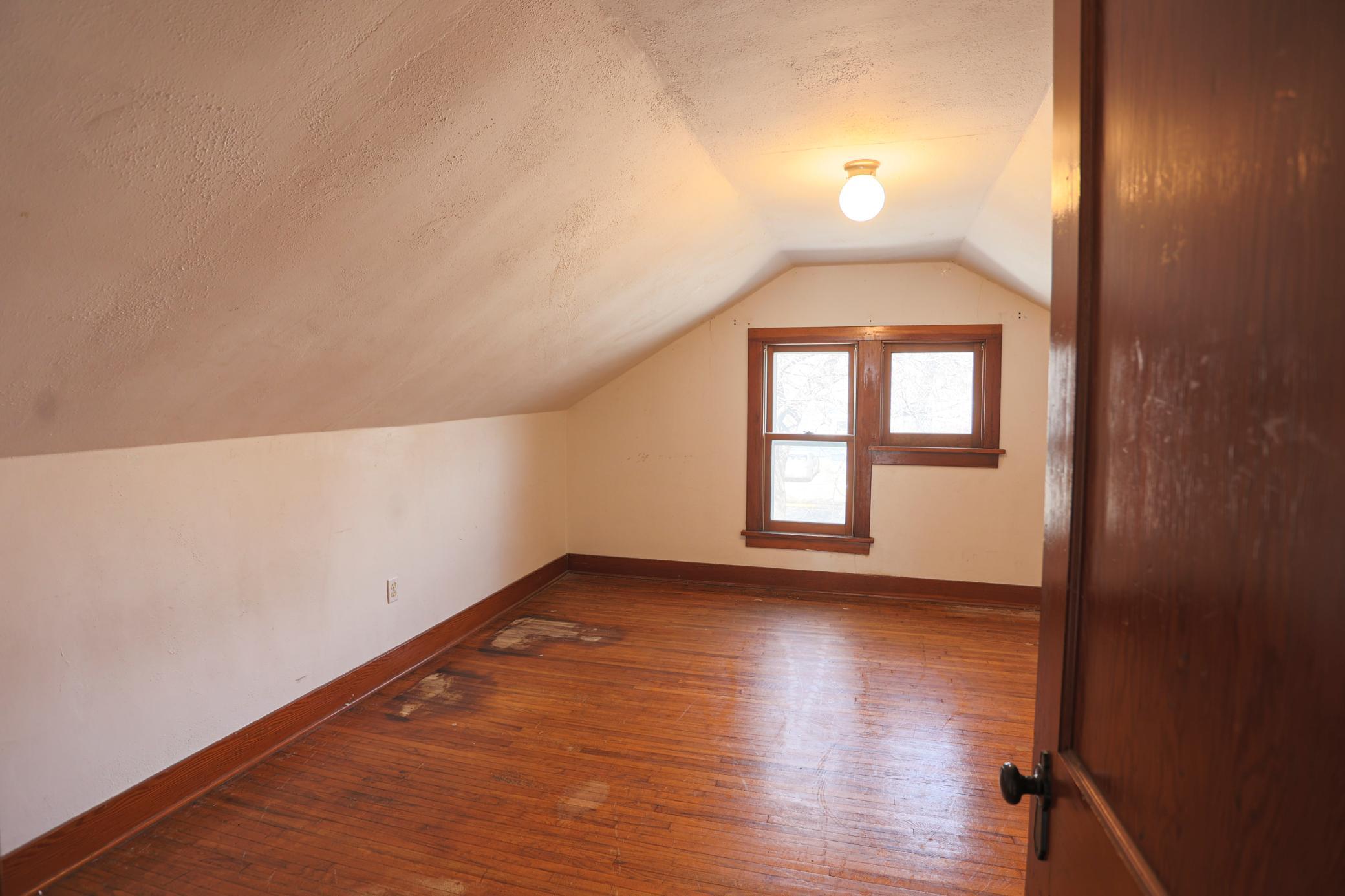 522 East Walnut Street River Falls, WI 54022 - Photo 28 of 40