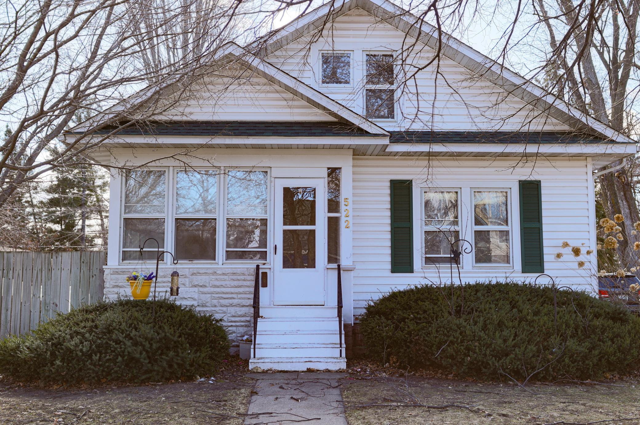 522 East Walnut Street River Falls, WI 54022 - Photo 4 of 40