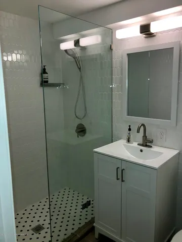 $3,500 | 119 East Cooper Avenue, Unit 18, Aspen, CO 81611