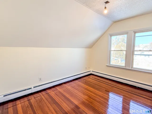 $1,800 | 162 Jubilee Street, Unit 3, New Britain, CT 06051