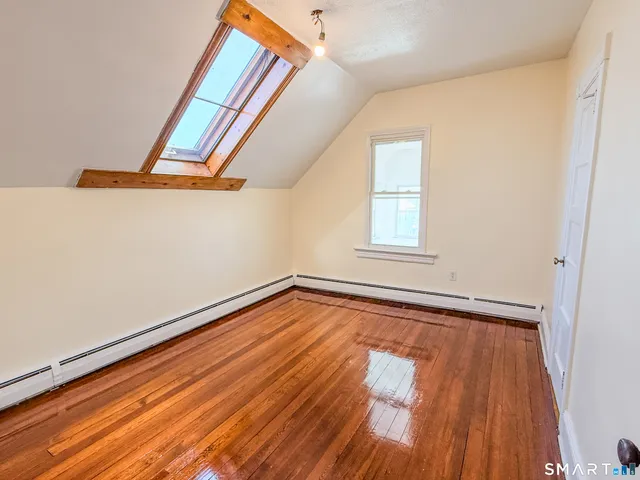 $1,800 | 162 Jubilee Street, Unit 3, New Britain, CT 06051