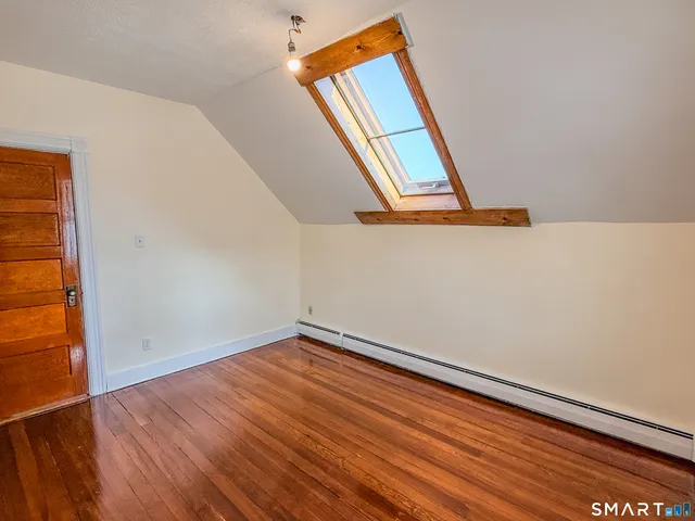 $1,800 | 162 Jubilee Street, Unit 3, New Britain, CT 06051