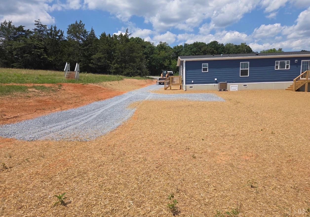 2485 Shingle Block Road Bedford, VA 24523 - Photo 2 of 4 Gallery Image 2