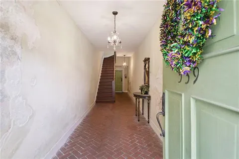 $195,000 | 539 Toulouse Street, Unit A, New Orleans, LA 70130
