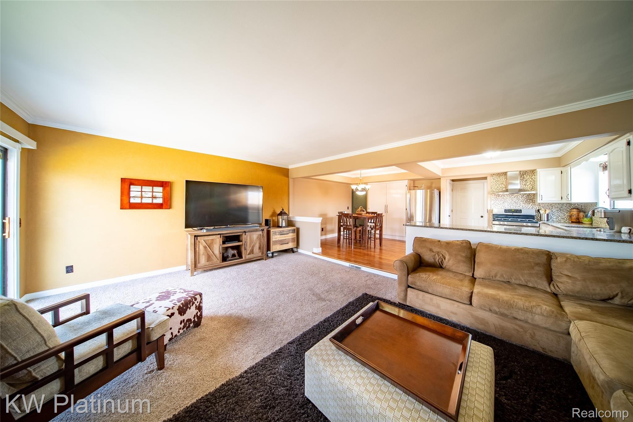 47392 Kathleen Road Macomb, MI 48044 - Photo 21 of 42 47392 Kathleen Rd-19.jpg