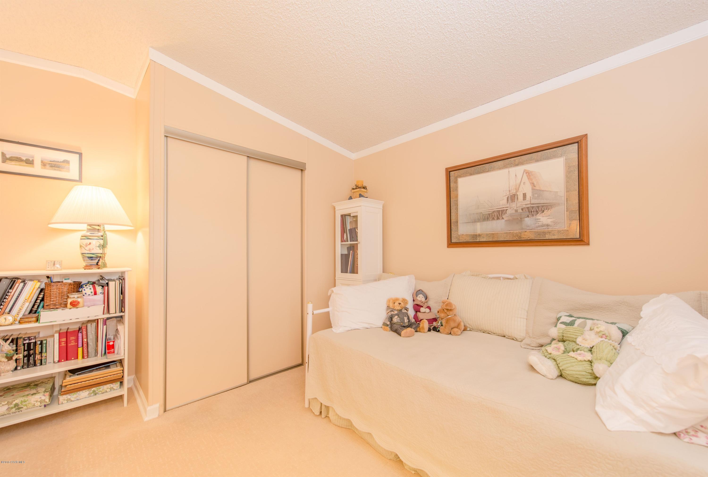 2206 Hillside Loop Road Prescott, AZ 86301 - Photo 14 of 26 014_Bedroom 1