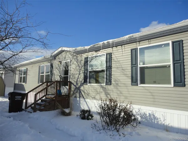 $75,000 | 170 Newbury, Adrian, MI 49221