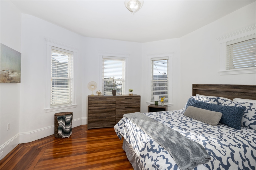 118 Brook Road, Unit 2 Quincy, MA 02169 - Photo 8 of 18 Gallery Image 8