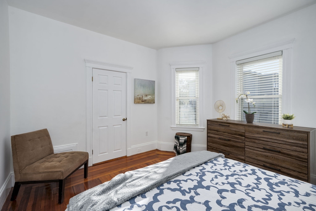 118 Brook Road, Unit 2 Quincy, MA 02169 - Photo 9 of 18 Gallery Image 9