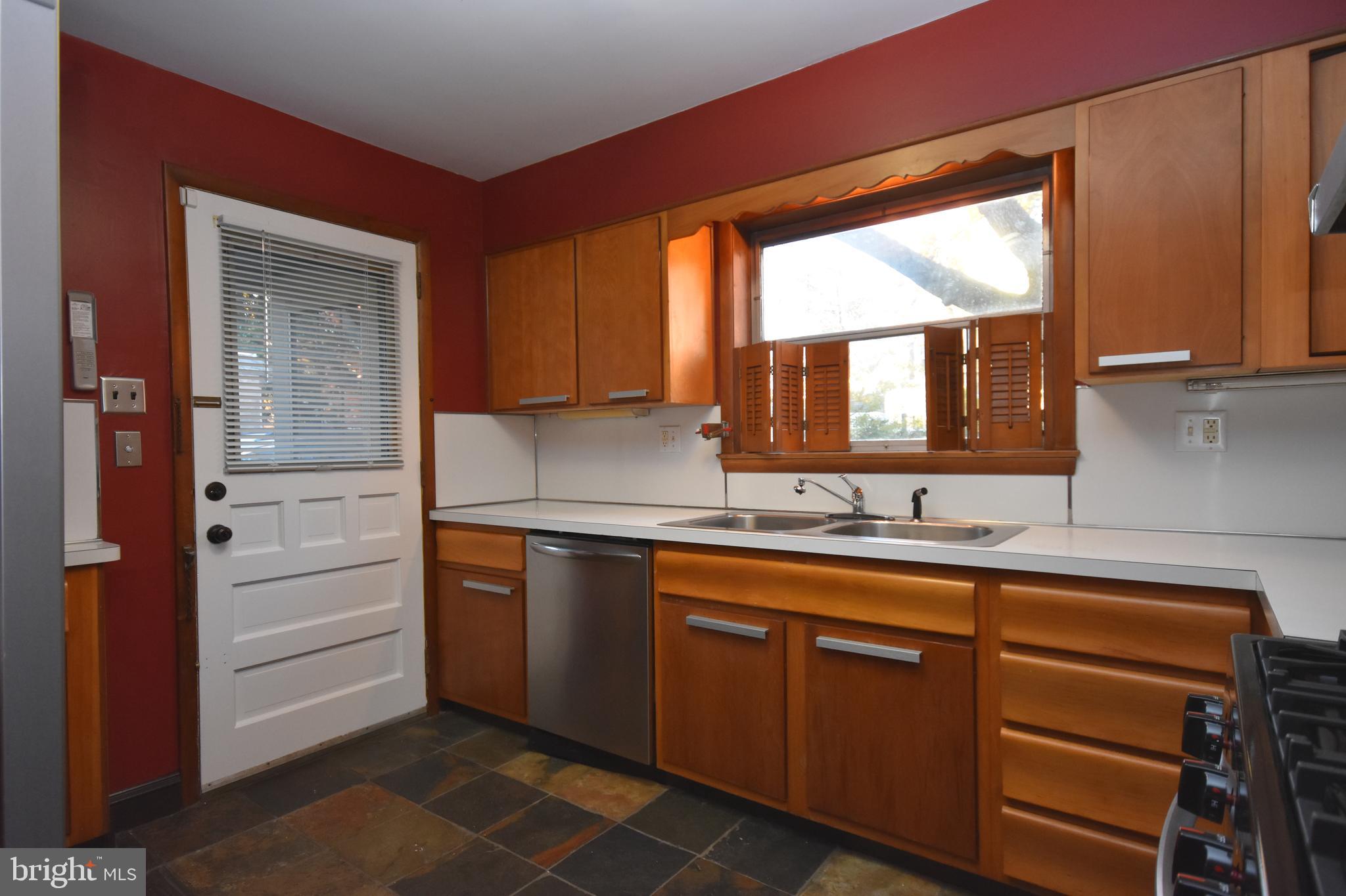 101 Madison Road Lansdowne, PA 19050 - Photo 14 of 35