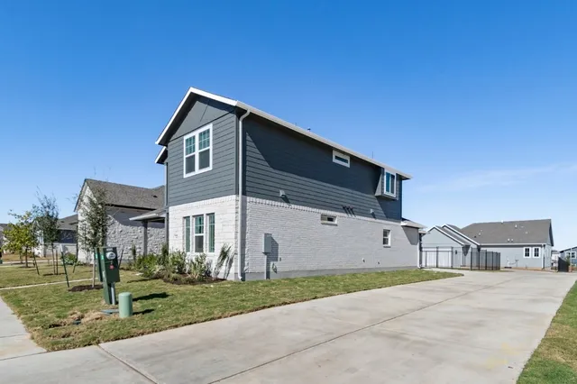 $535,900 | 7417 Boyd Hvn Drive, Austin, TX 78744