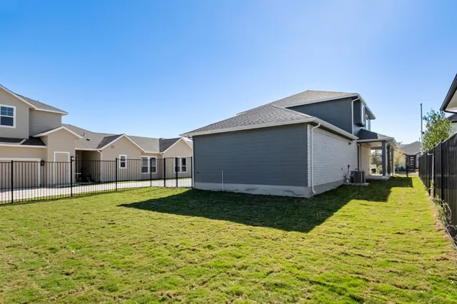 $535,900 | 7417 Boyd Hvn Drive, Austin, TX 78744