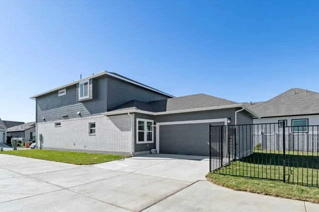 $535,900 | 7417 Boyd Hvn Drive, Austin, TX 78744