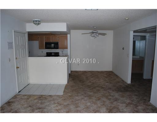 7100 West Pirates Cove Road, Unit 1126 Las Vegas, NV 89145 - Photo 4 of 10 Dining Room.