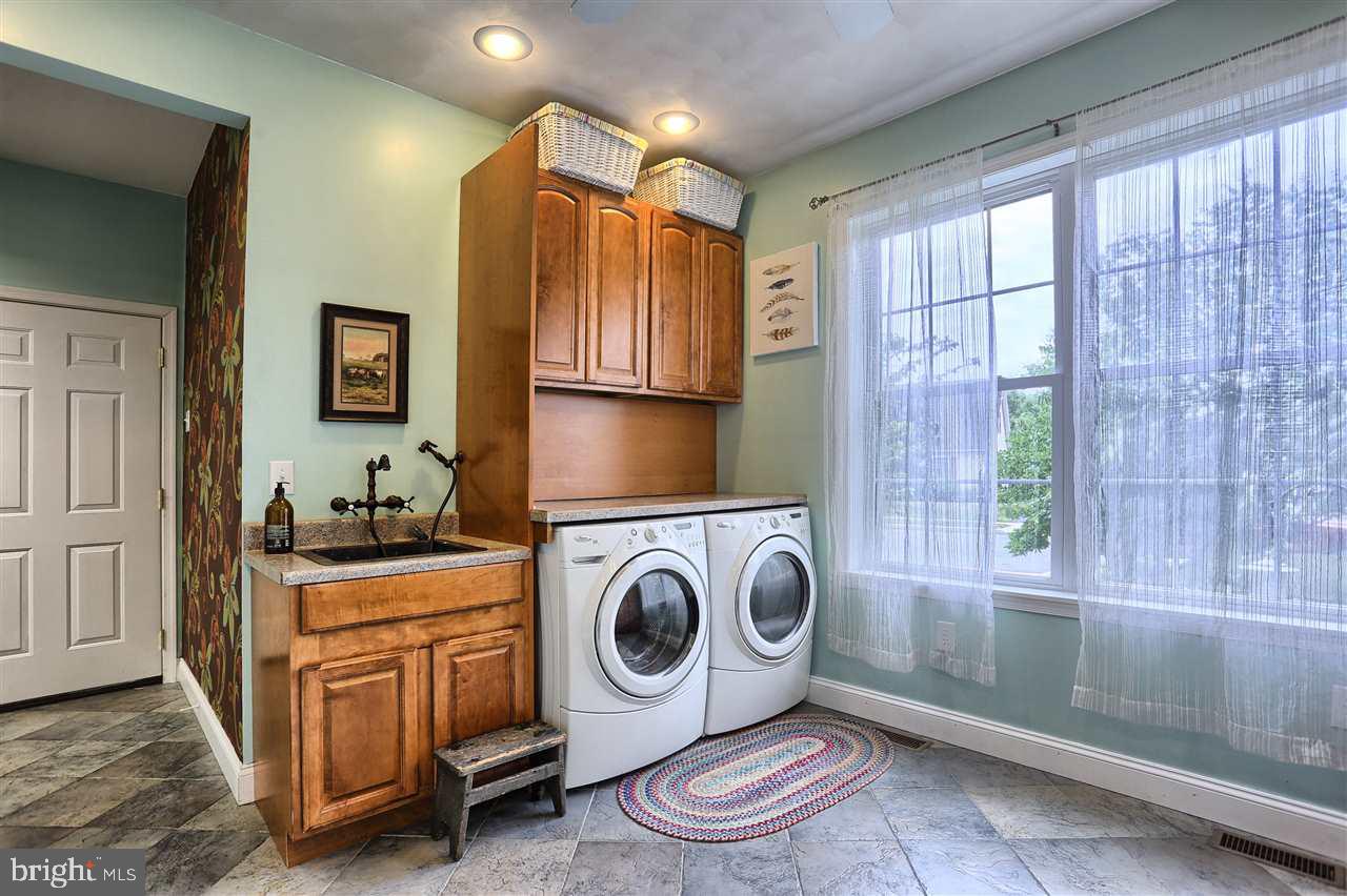 5960 Huntington Cmns Enola, PA 17025 - Photo 19 of 23