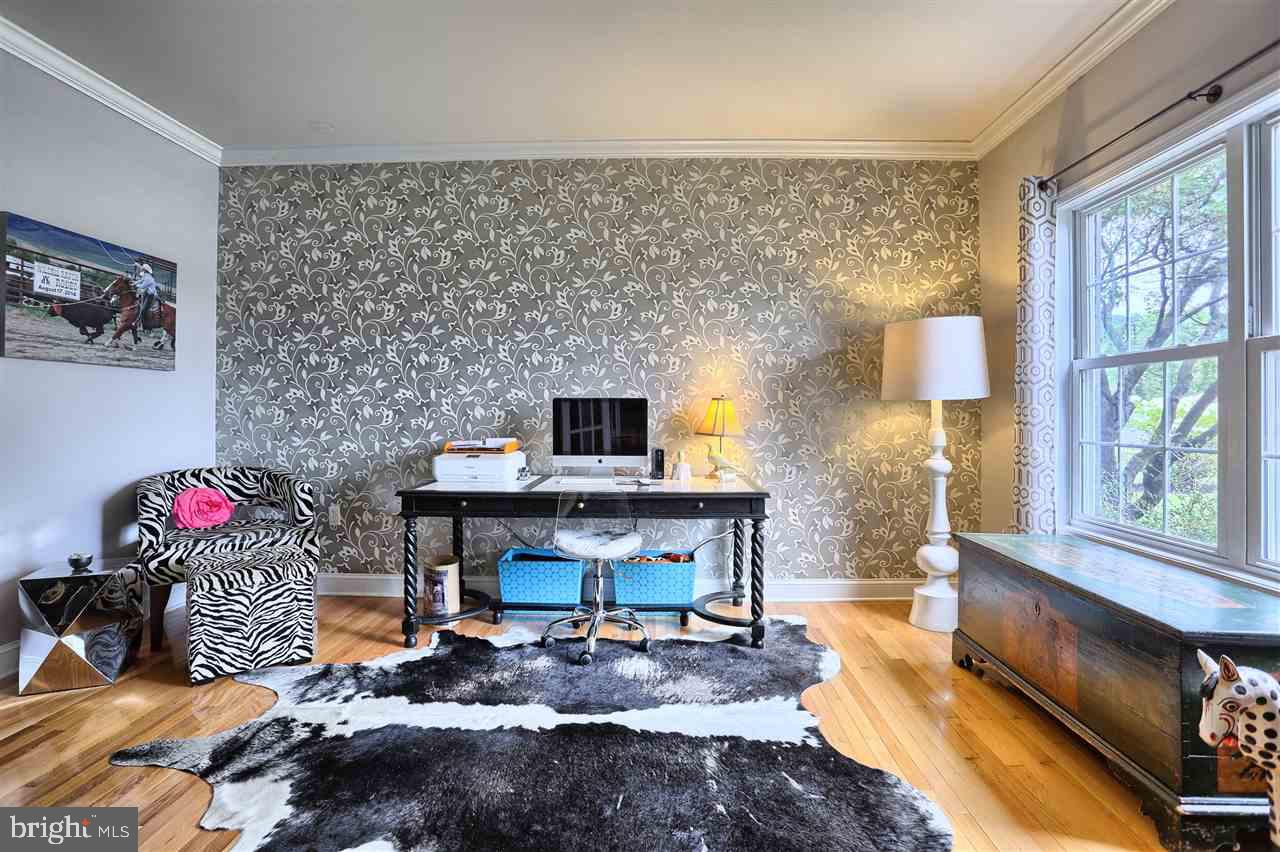 5960 Huntington Cmns Enola, PA 17025 - Photo 3 of 23