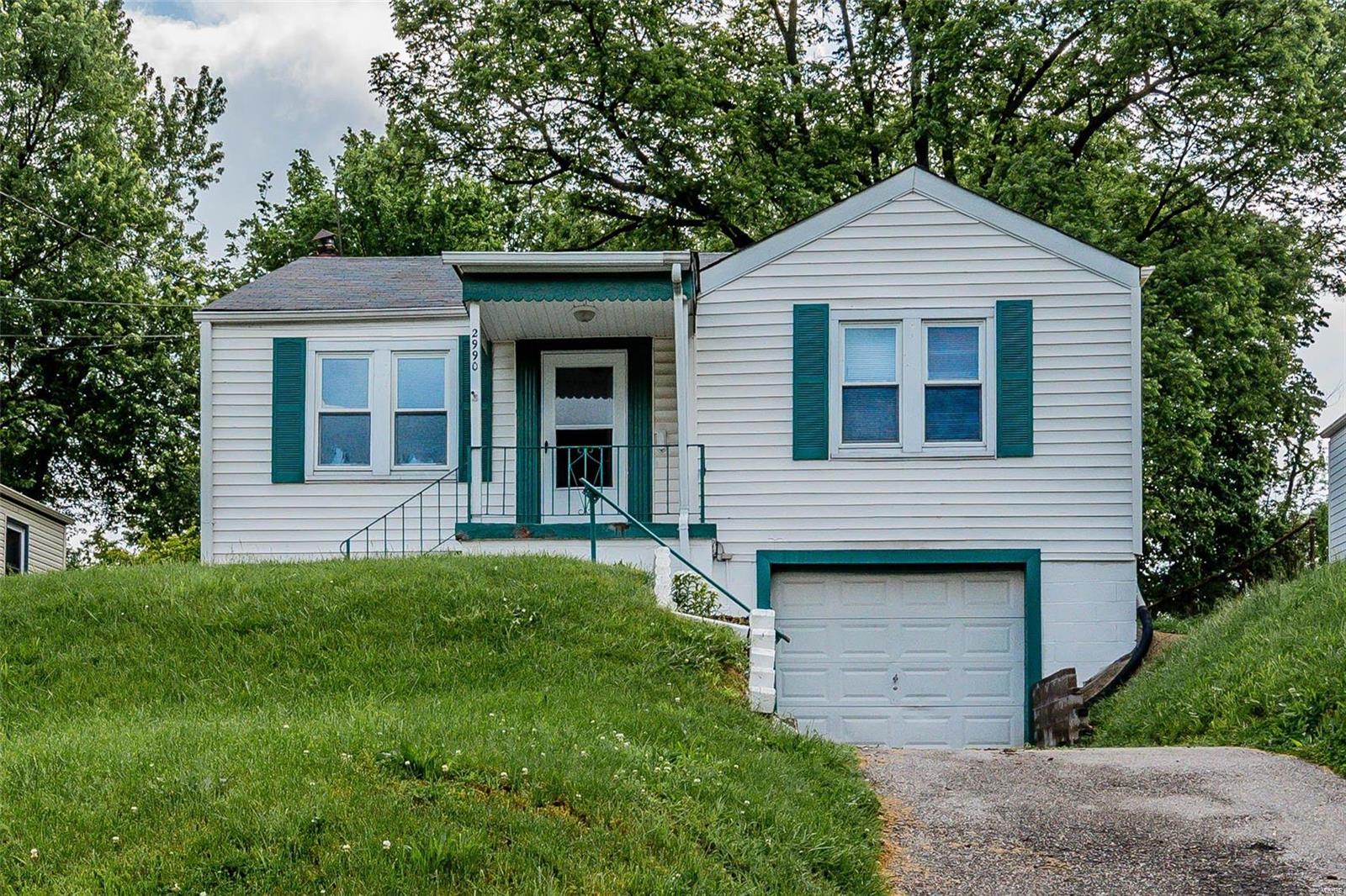 2990 Walton Road St. Louis, MO 63114 - Photo 1 of 24 Gallery Image 1