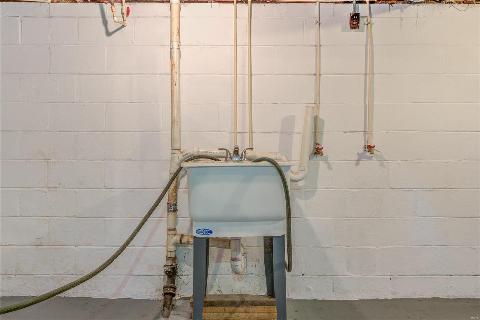 2990 Walton Road St. Louis, MO 63114 - Photo 20 of 24 Gallery Image 20