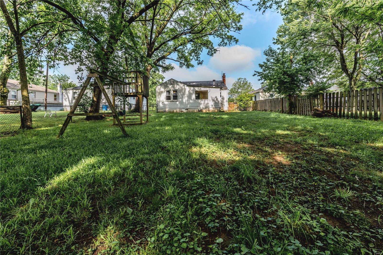 2990 Walton Road St. Louis, MO 63114 - Photo 23 of 24 Gallery Image 23