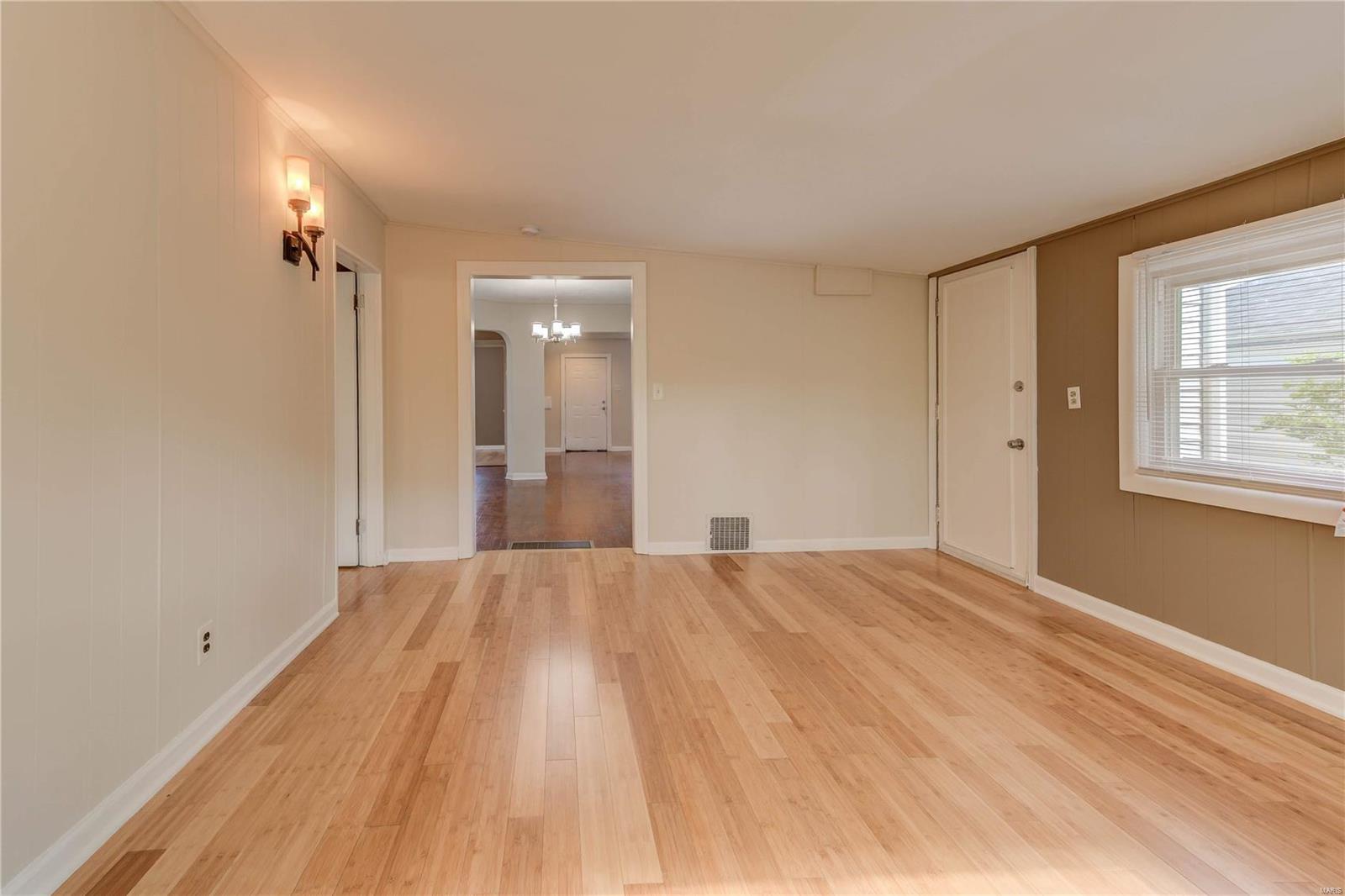 2990 Walton Road St. Louis, MO 63114 - Photo 6 of 24 Gallery Image 6