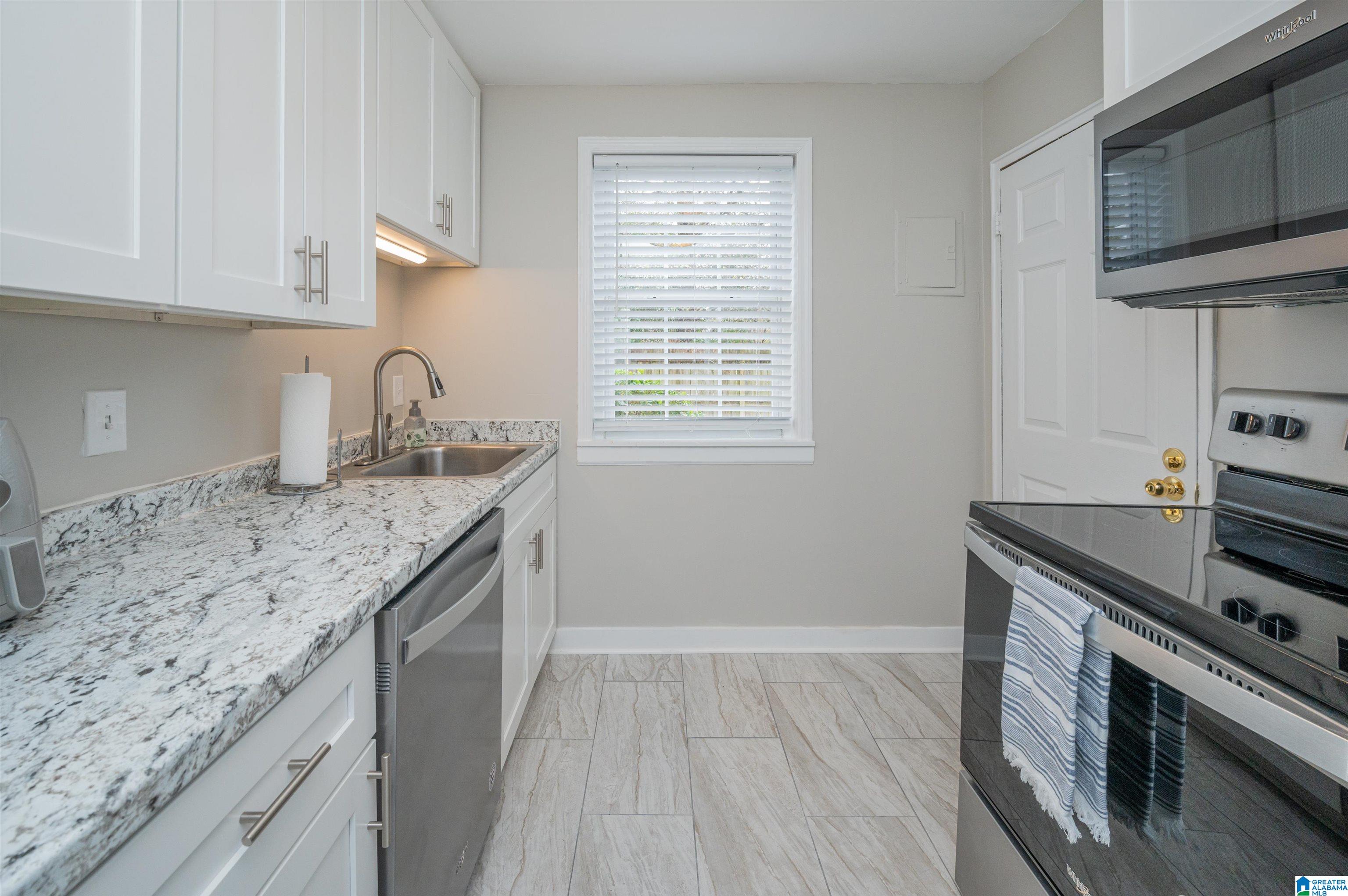 107 Fox Hall Road, Unit A Birmingham, AL 35213 - Photo 13 of 27