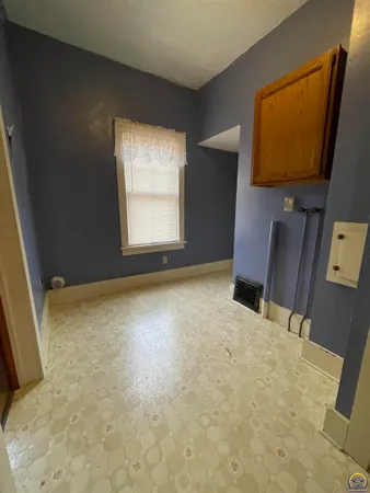 $189,900 | 1223 West Street, Emporia, KS 66801