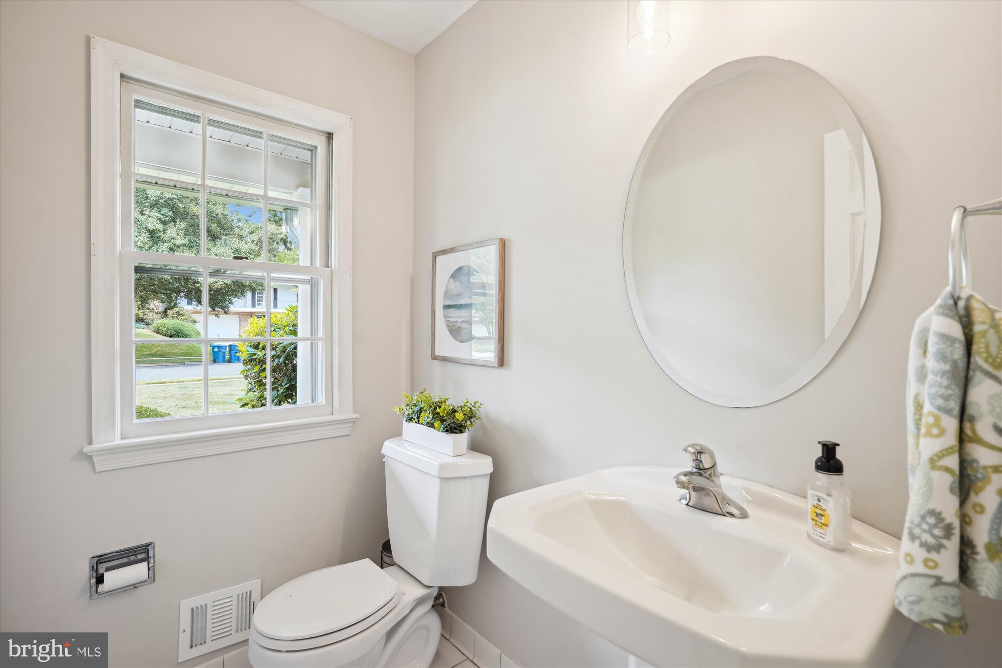 7921 Falstaff Road McLean, VA 22102 - Photo 15 of 89