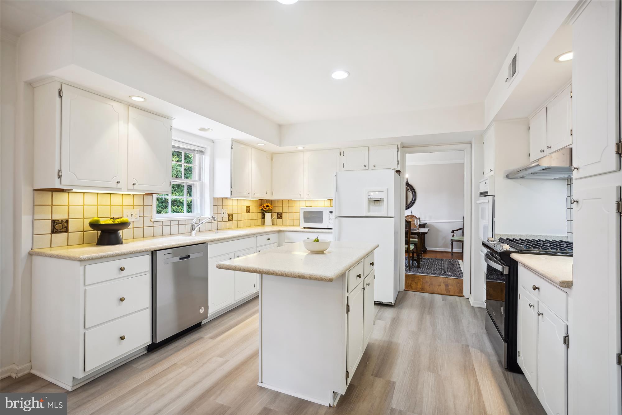 7921 Falstaff Road McLean, VA 22102 - Photo 10 of 89