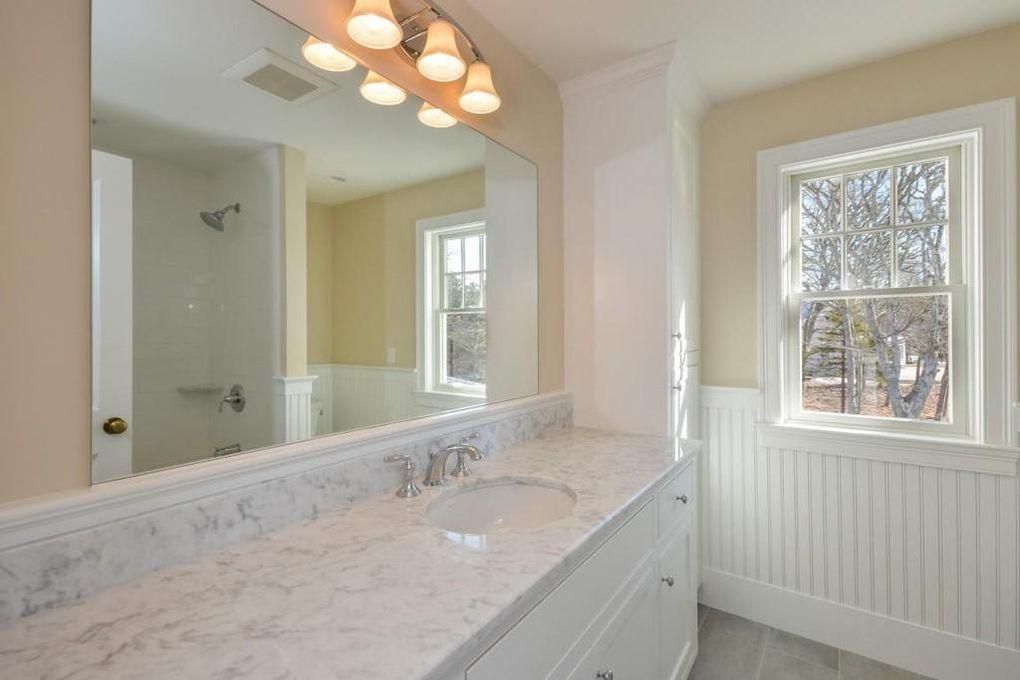 38 River Road Orleans, MA 02653 - Photo 14 of 23 RiverRd38Guest Bath