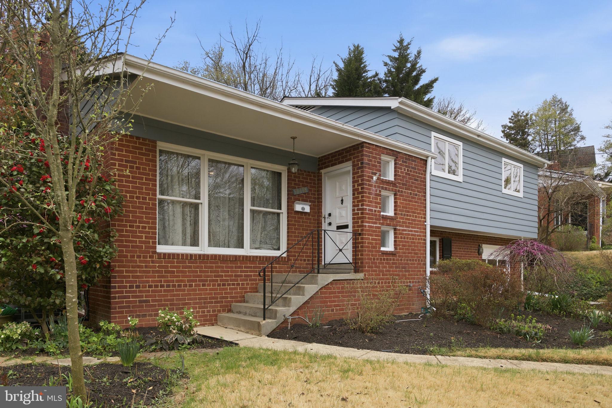 7713 Massena Road Bethesda, MD 20817 - Photo 3 of 39 Gallery Image 3