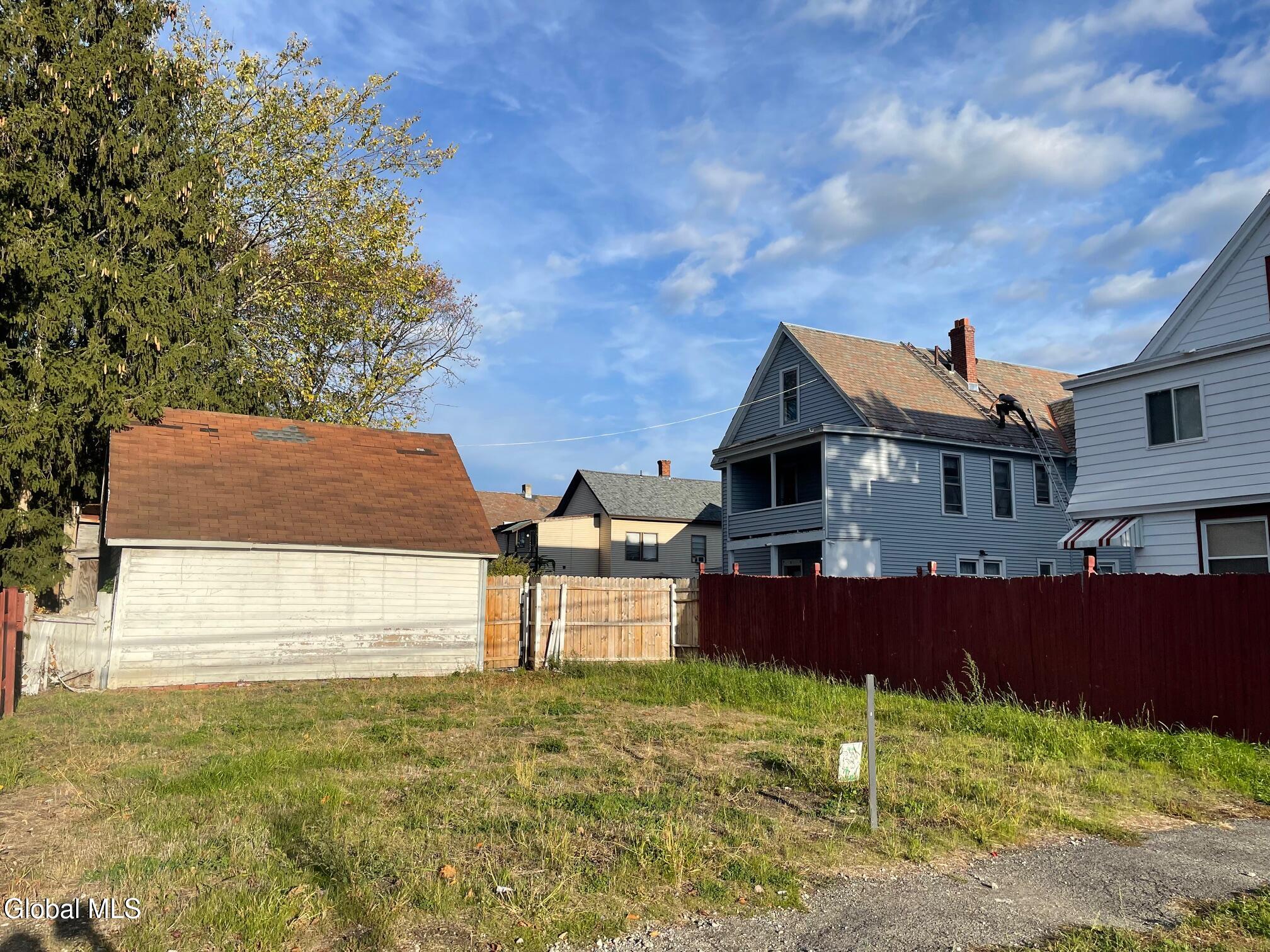 817 Genesee Street Schenectady, NY 12306 - Photo 2 of 5 IMG_1552