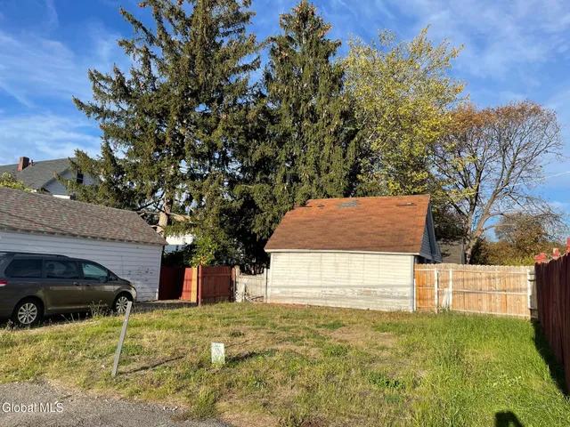 $35,000 | 817 Genesee Street, Schenectady, NY 12306