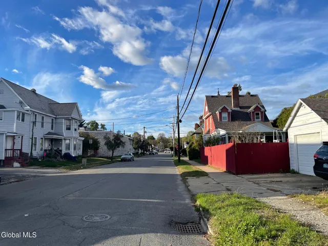 $35,000 | 817 Genesee Street, Schenectady, NY 12306