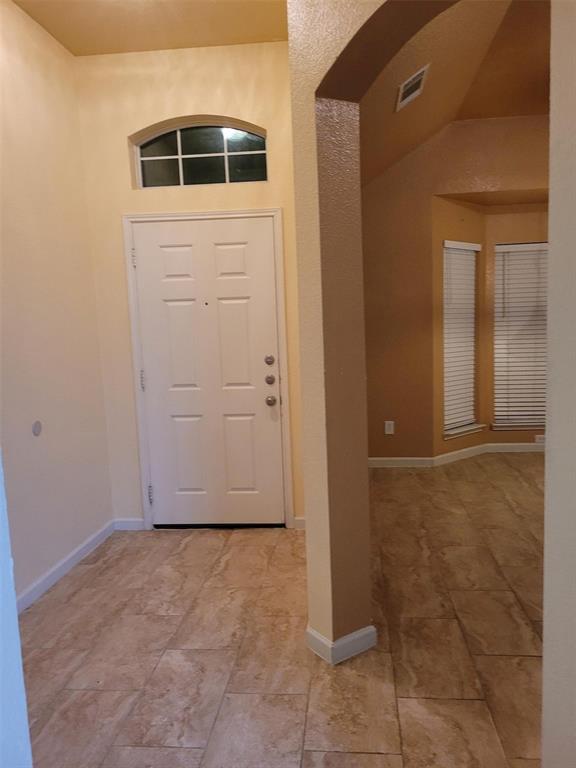 10436 Phantom Hill Road Fort Worth, TX 76140 - Photo 2 of 19
