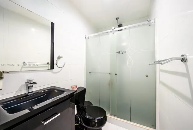 $920,000 | 9365 Southwest 44th Street, Miami, FL 33165