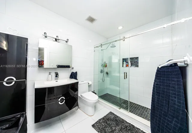 $920,000 | 9365 Southwest 44th Street, Miami, FL 33165