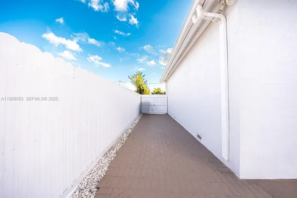 $840,000 | 9365 Southwest 44th Street, Miami, FL 33165