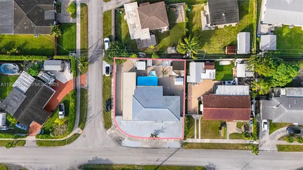 $840,000 | 9365 Southwest 44th Street, Miami, FL 33165