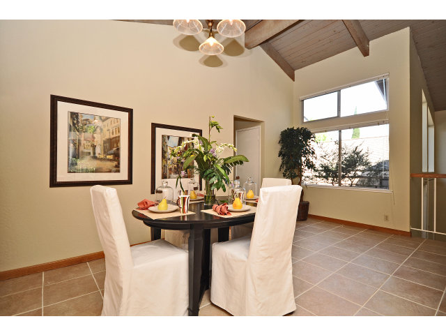 22936 Longdown Road Cupertino, CA 95014 - Photo 5 of 18