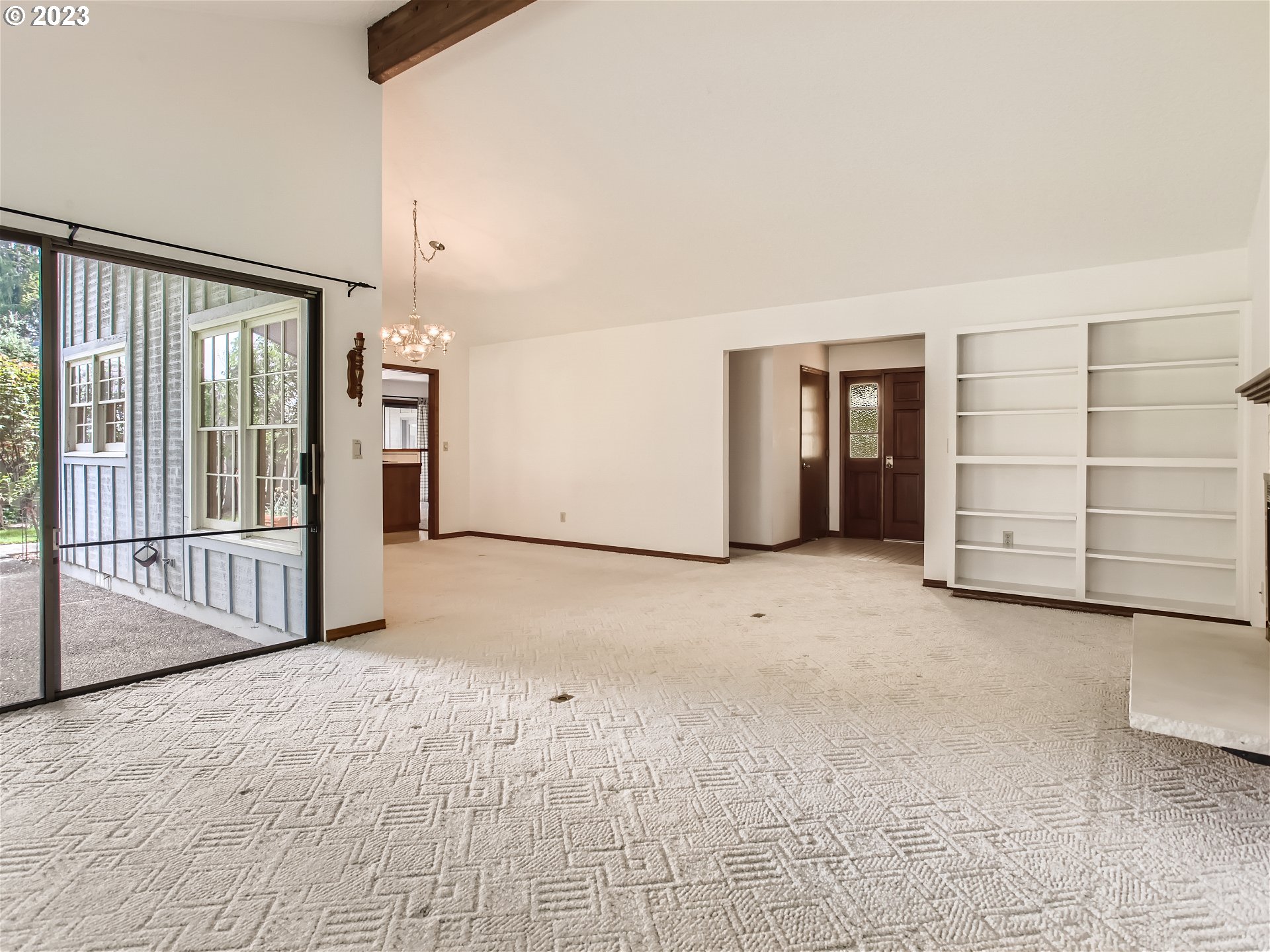 6790 Southwest Molalla Bend Road Wilsonville, OR 97070 - Photo 7 of 28 Gallery Image 7