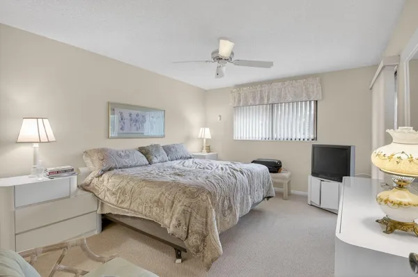 $159,900 | 15235 Lakes Of Delray Boulevard, Unit 303, Delray Beach, FL 33484