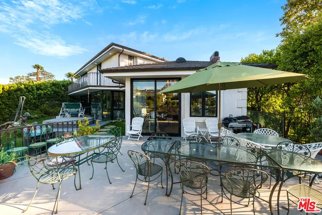 $7,500,000 | 10061 Valley Spring Lane, Toluca Lake, CA 91602