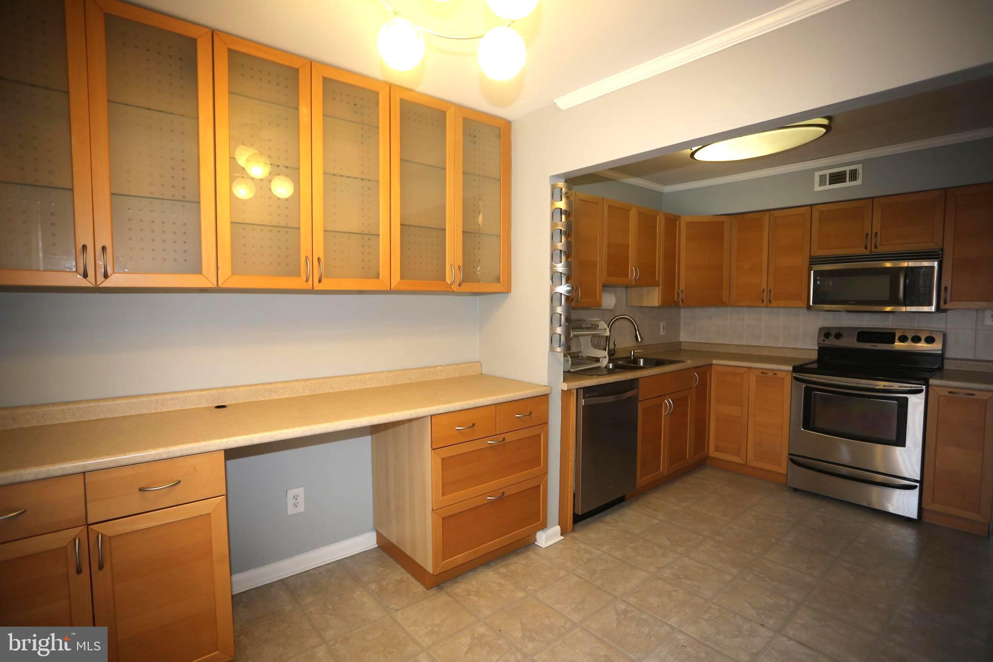 110 Windblown Court Baltimore, MD 21209 - Photo 12 of 49