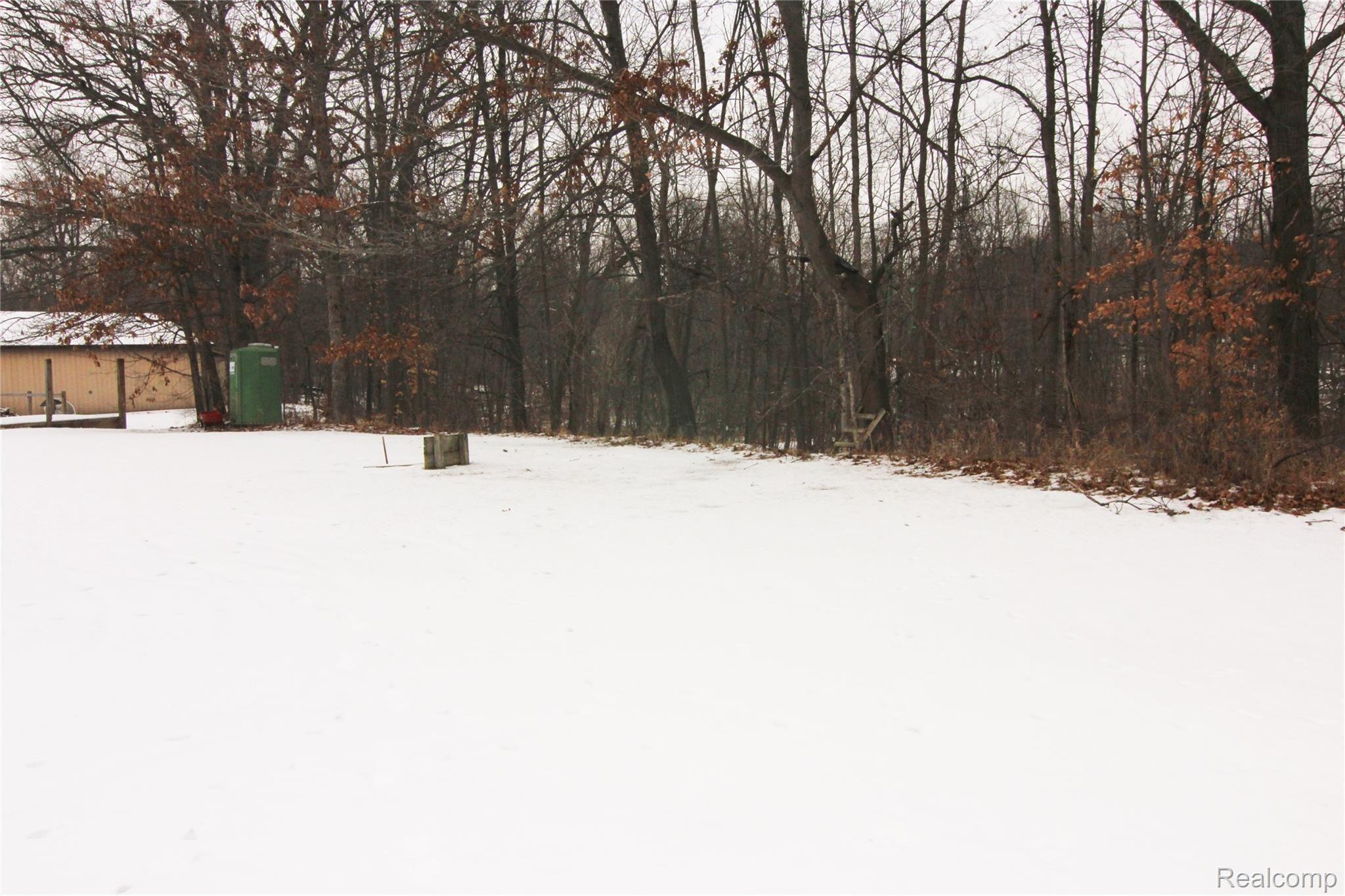 2982 Carpenter Road Lapeer, MI 48446 - Photo 5 of 40 IMG_2296.JPG